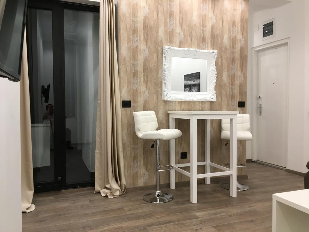 Central Business Apartments Exclusive Belgrado Esterno foto