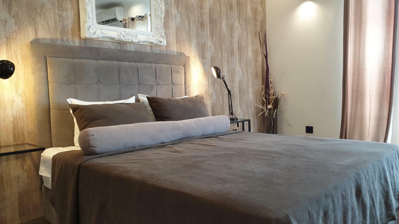 Central Business Apartments Exclusive Belgrado Esterno foto