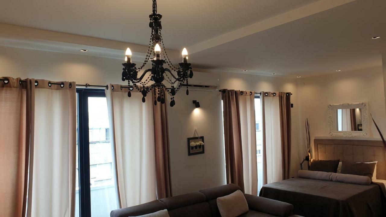 Central Business Apartments Exclusive Belgrado Esterno foto