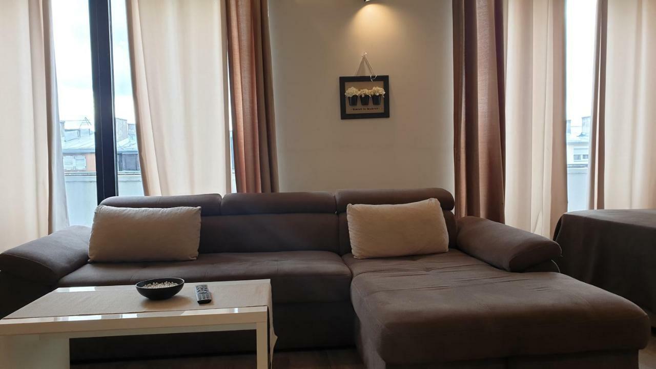 Central Business Apartments Exclusive Belgrado Esterno foto