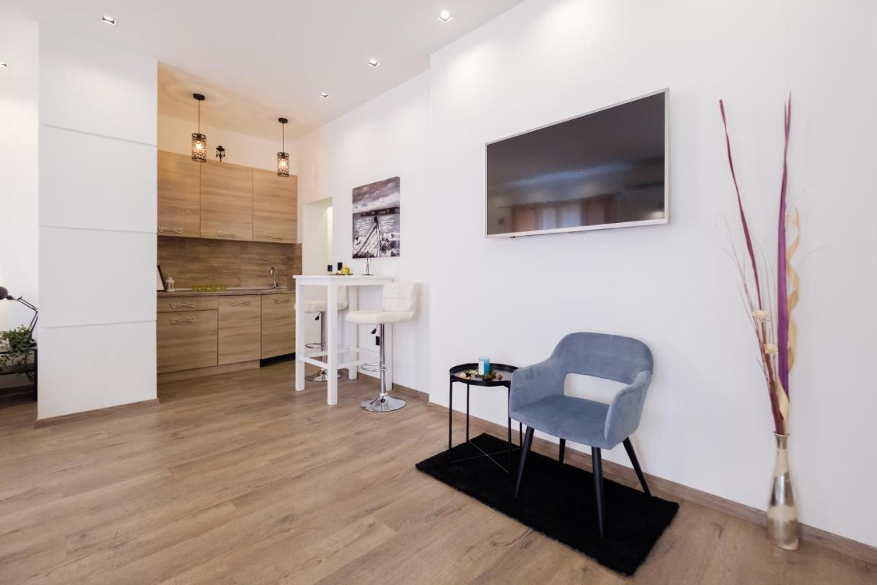 Central Business Apartments Exclusive Belgrado Esterno foto