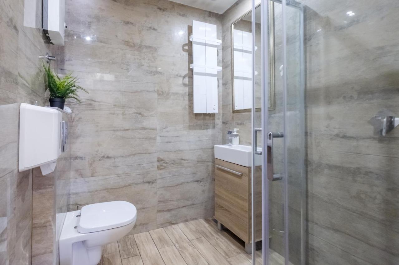 Central Business Apartments Exclusive Belgrado Esterno foto