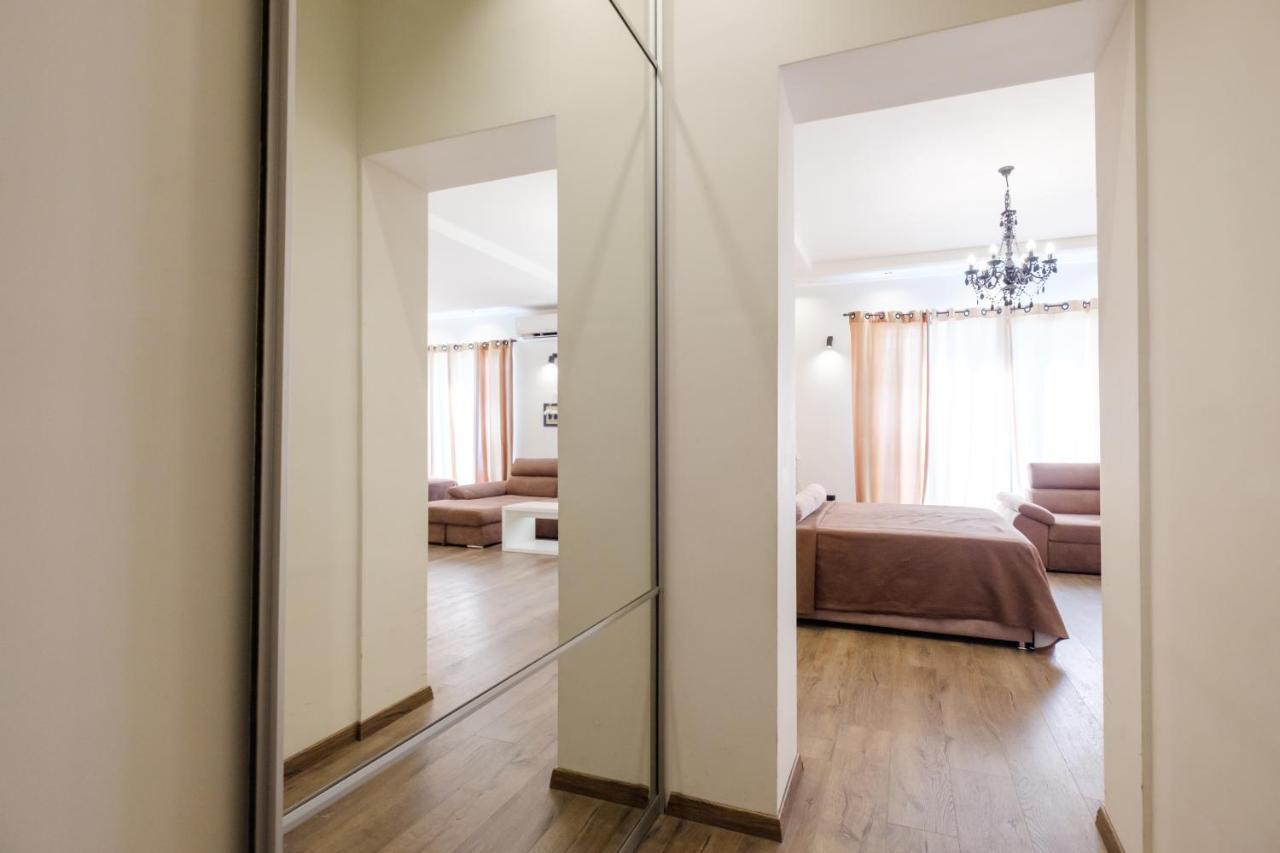 Central Business Apartments Exclusive Belgrado Esterno foto