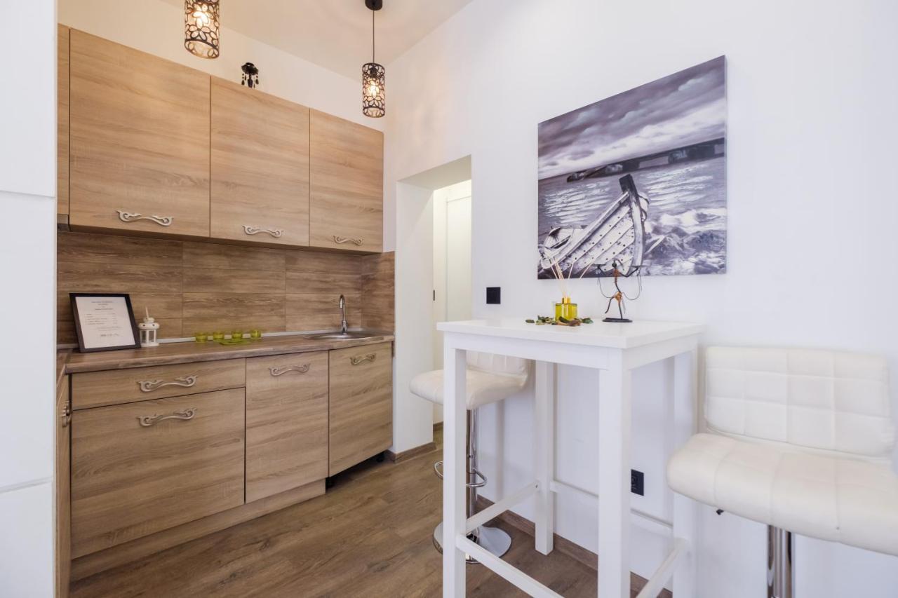 Central Business Apartments Exclusive Belgrado Esterno foto