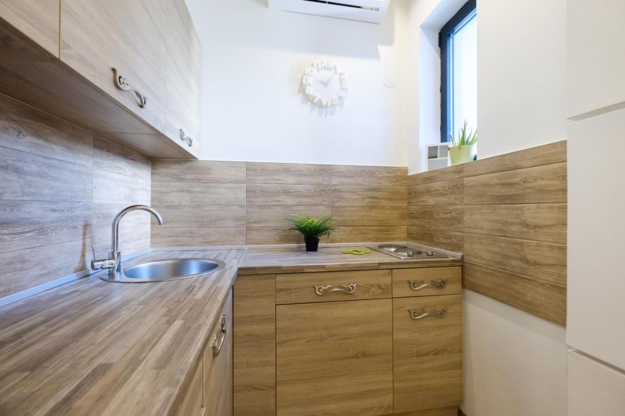 Central Business Apartments Exclusive Belgrado Esterno foto