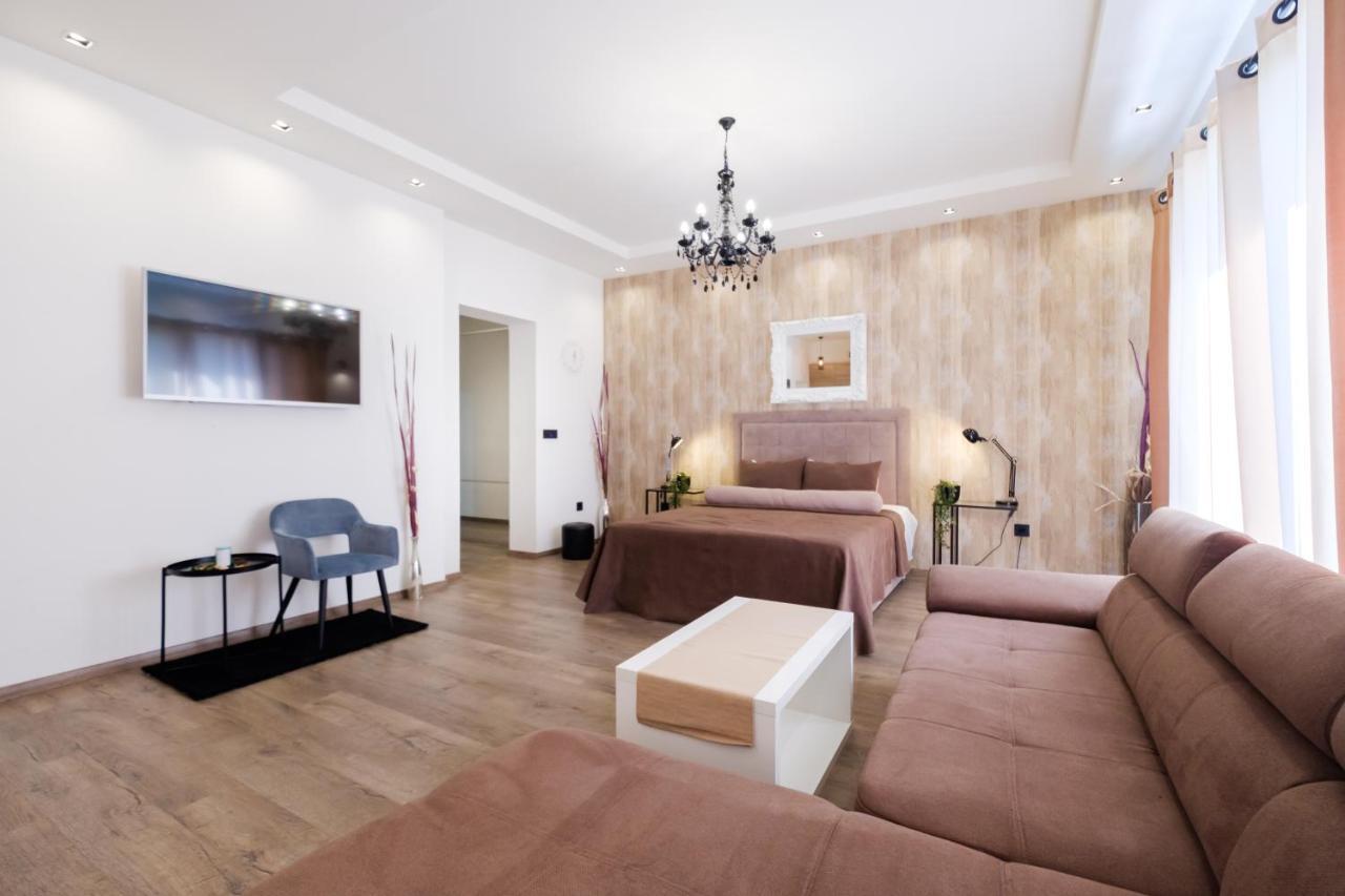 Central Business Apartments Exclusive Belgrado Esterno foto