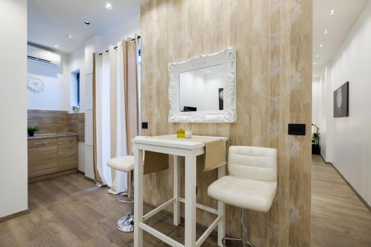Central Business Apartments Exclusive Belgrado Esterno foto